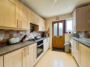 Photo 7- click for photo gallery